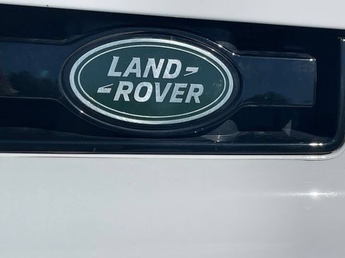 Used 2023 Land Rover Defender 110 S AWD/4WD image 10