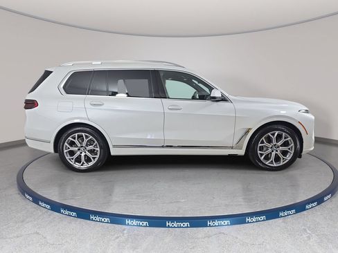 Used 2026 BMW X7 xDrive40i w/ Premium Package AWD/4WD image 5