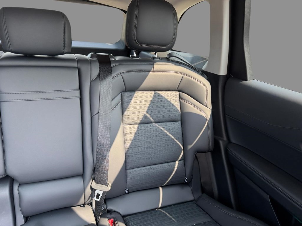 New 2026 Lincoln Nautilus Reserve AWD/4WD image 17
