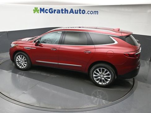 Used 2021 Buick Enclave Premium w/ Surround and Sites Package AWD/4WD image 28
