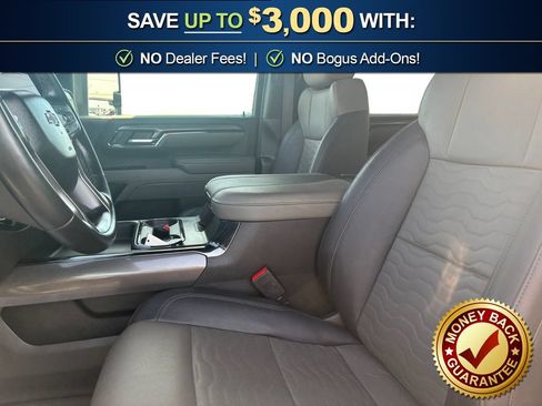Used 2024 Chevrolet Silverado 2500 ZR2 w/ Technology Package AWD/4WD image 14