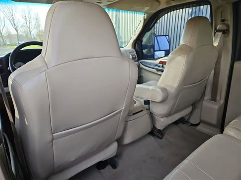 Used 2006 Ford F250 4x4 Crew Cab Super Duty image 18