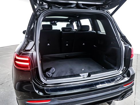 Certified 2024 Mercedes-Benz GLB 250 image 24