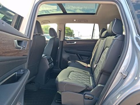 New 2026 Volkswagen Atlas SEL Premium R-Line AWD/4WD image 5