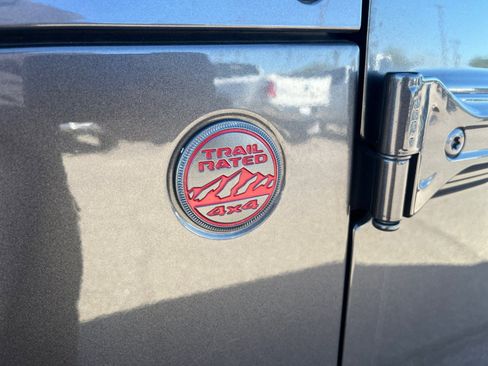 Used 2021 Jeep Wrangler Unlimited Rubicon image 24