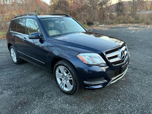 Used 2015 Mercedes-Benz GLK 350 4MATIC image 1