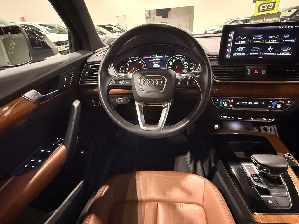 Used 2023 Audi Q5 2.0T Premium AWD/4WD image 29