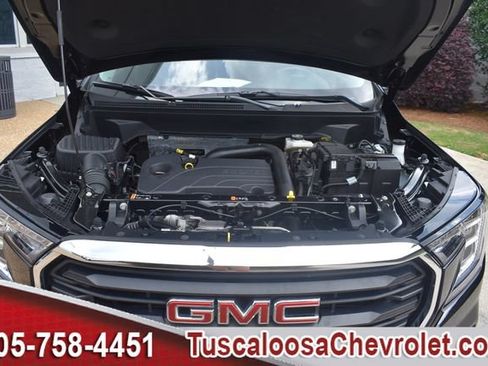 Used 2024 GMC Terrain SLE AWD/4WD image 38