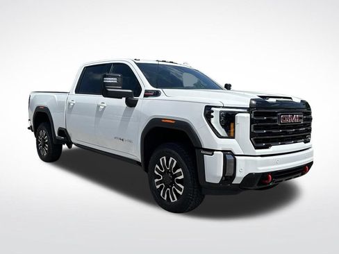 Used 2024 GMC Sierra 2500 AT4 w/ Max Trailering Package AWD/4WD image 9