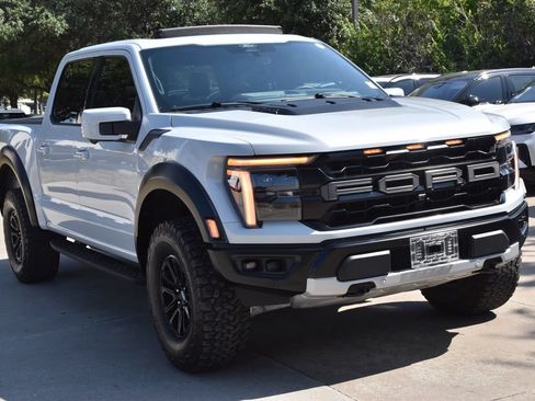 Used 2025 Ford F150 Raptor AWD/4WD image 4