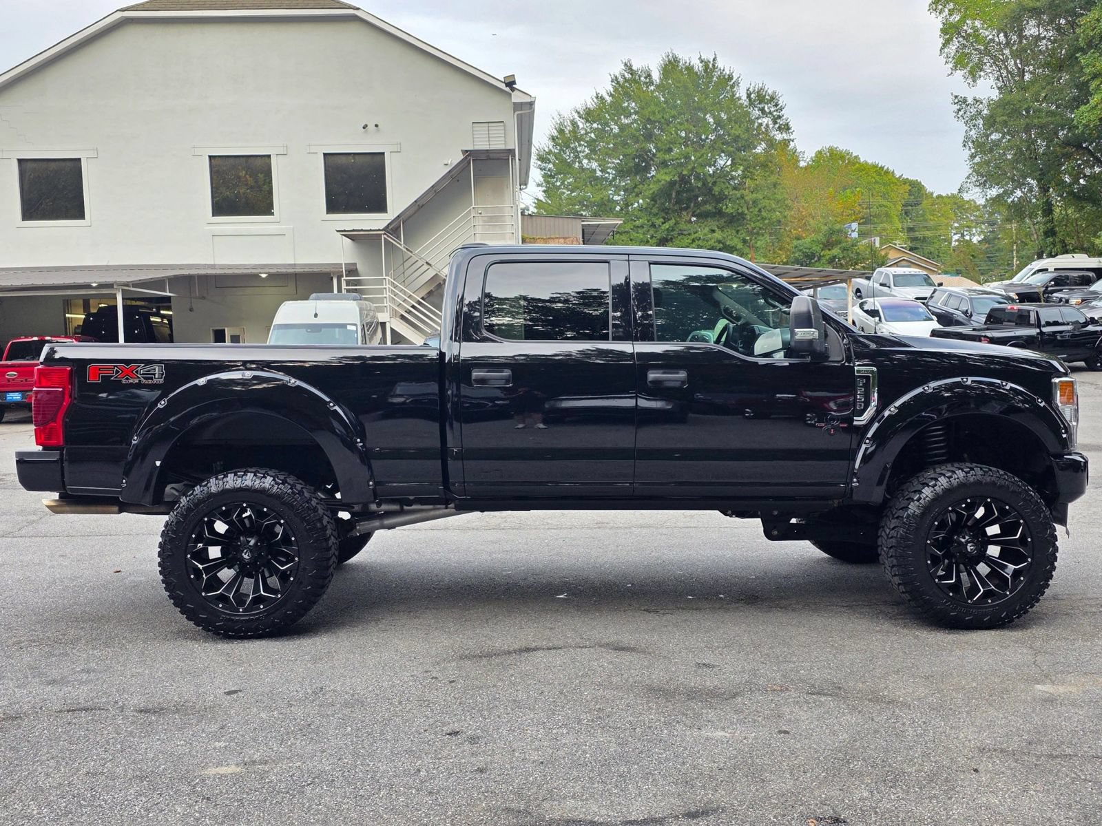 Used 2020 Ford F250 XLT w/ XLT Value Package AWD/4WD image 8