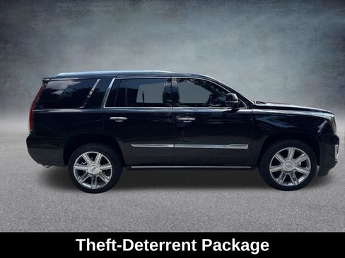 Used 2019 Cadillac Escalade Premium Luxury AWD/4WD image 7