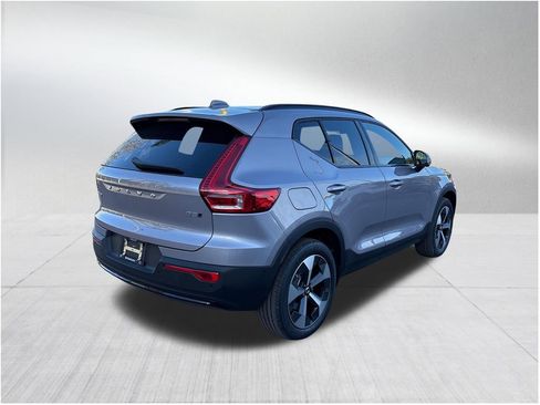 New 2026 Volvo XC40 B5 Plus w/ Protection Package Premier image 5