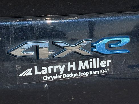 Used 2022 Jeep Grand Cherokee Limited 4xe image 32