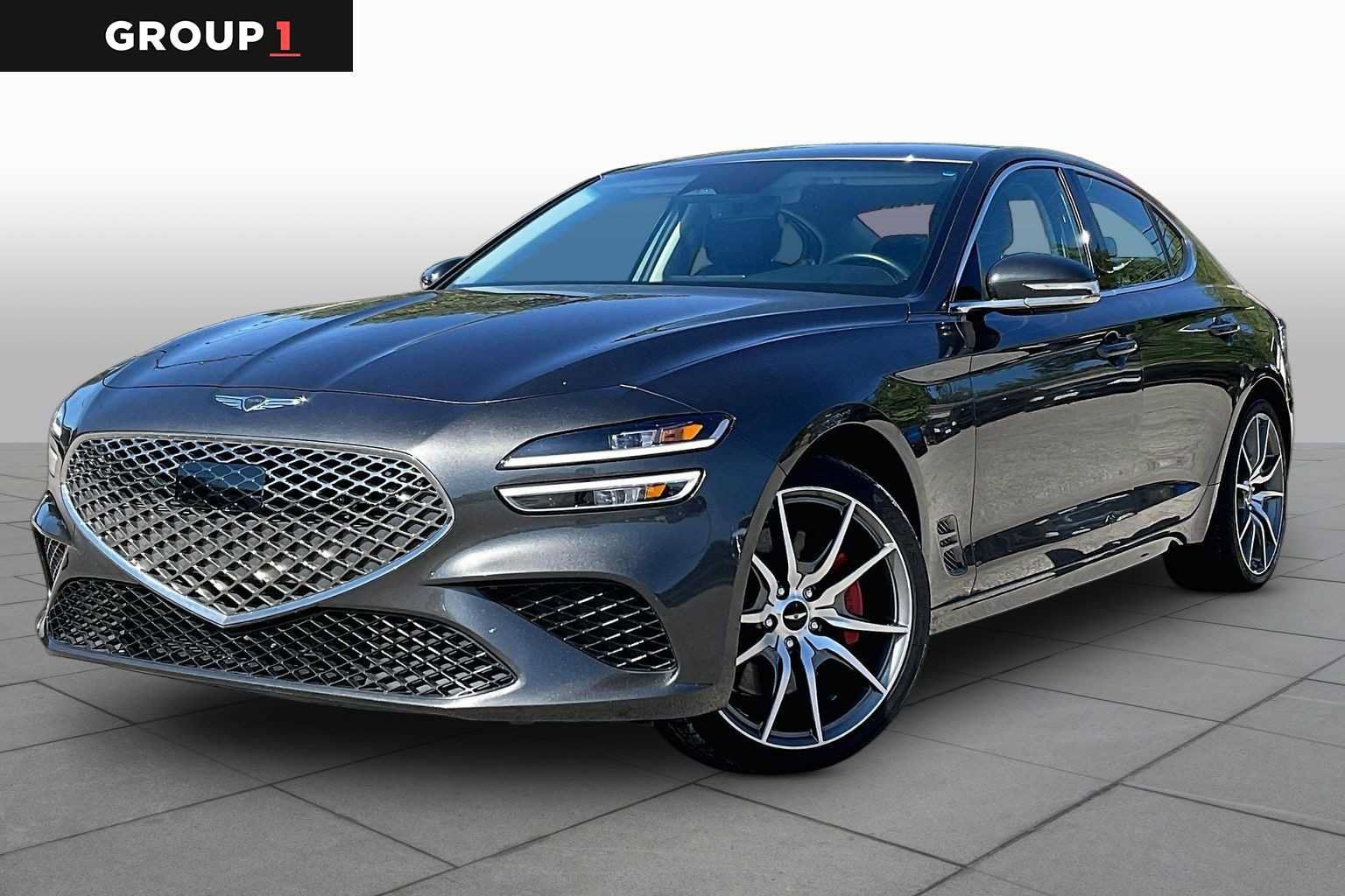 Used 2025 Genesis G70 2.5T RWD image 1