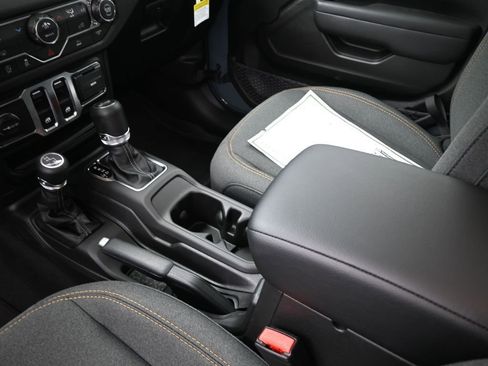 New 2026 Jeep Wrangler Sport AWD/4WD image 27
