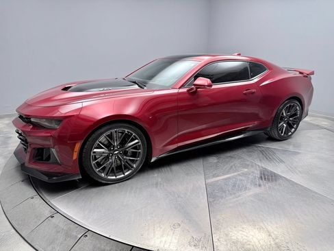 Used 2018 Chevrolet Camaro ZL1 RWD image 1