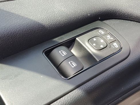 Used 2023 Mercedes-Benz Sprinter 144 Cargo image 10