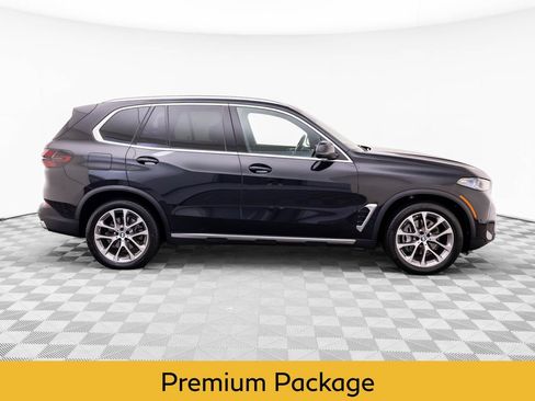 Used 2024 BMW X5 xDrive40i w/ Premium Package AWD/4WD image 5