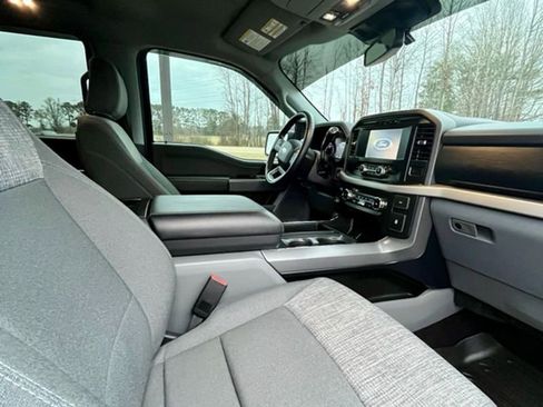 Used 2022 Ford F150 XLT w/ Equipment Group 301A Mid image 10