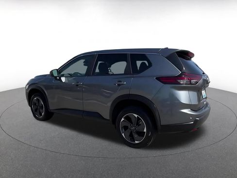 Used 2025 Nissan Rogue SV AWD/4WD image 10