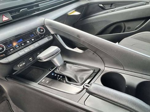 Certified 2026 Hyundai Elantra Sport FWD image 17