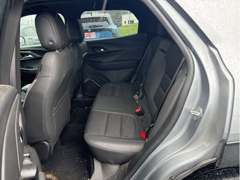 Used 2023 Chevrolet TrailBlazer RS w/ Sun and Liftgate Package image 5