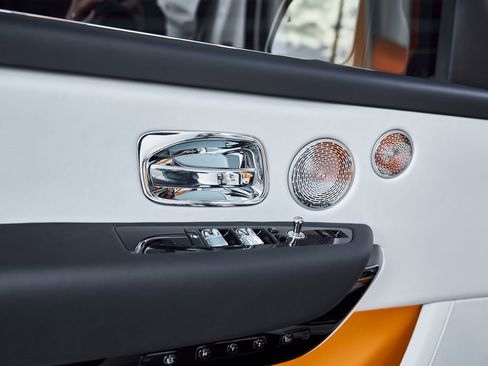 Used 2026 Rolls-Royce Cullinan image 39