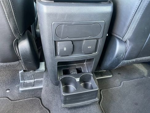 Used 2023 Ford Explorer XLT w/ Equipment Group 202A AWD/4WD image 44