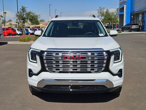 Used 2026 GMC Terrain Denali AWD/4WD image 8