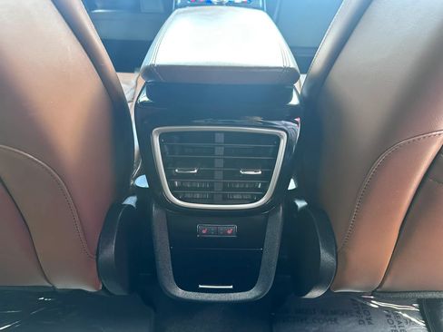 Used 2022 Lincoln Nautilus Reserve FWD image 14