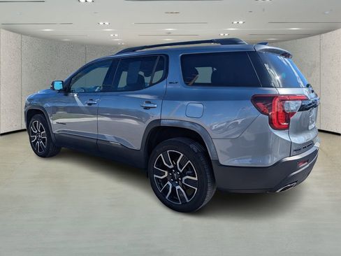 Used 2021 GMC Acadia SLT w/ Elevation Edition image 5