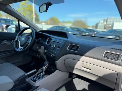 Used 2014 Honda Civic EX image 19