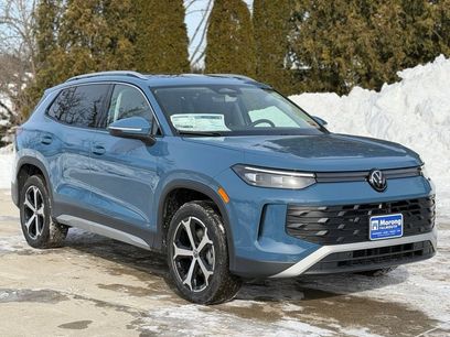 New 2026 Volkswagen Tiguan SE