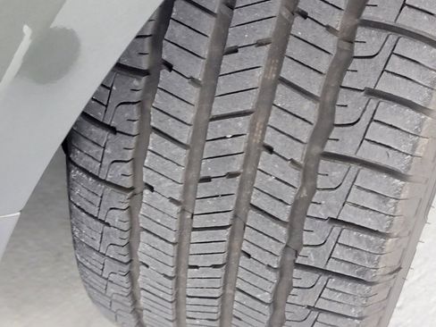 Used 2014 Toyota Avalon XLE Touring image 34