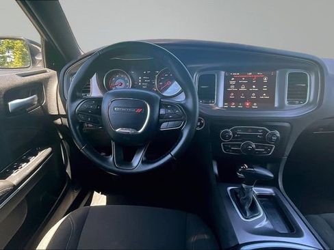 Used 2023 Dodge Charger SXT RWD image 8