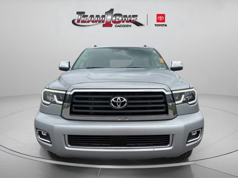 Used 2021 Toyota Sequoia Limited w/ Safety & Convenience Package AWD/4WD image 2