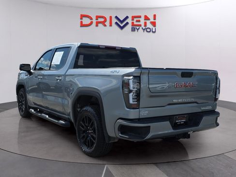 Used 2023 GMC Sierra 1500 Elevation image 3