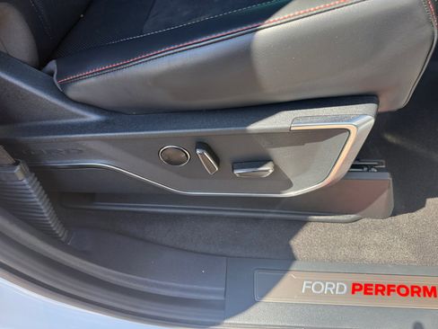 Certified 2025 Ford F150 Raptor image 31