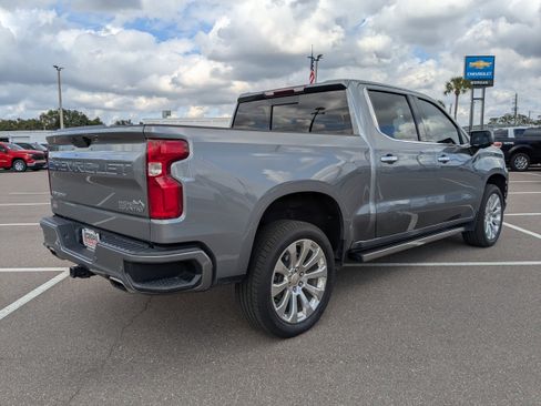 Used 2021 Chevrolet Silverado 1500 High Country image 4
