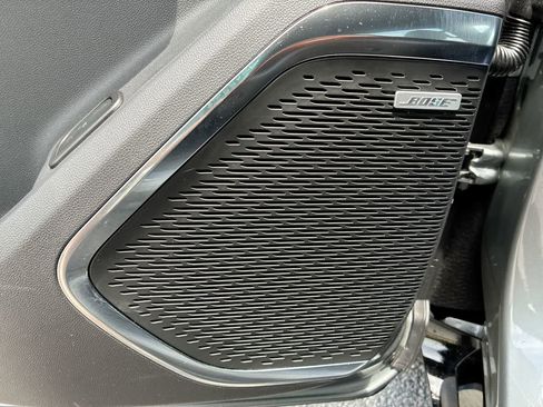 Used 2025 Chevrolet Traverse High Country w/ LPO, Floor Liner Package FWD image 24