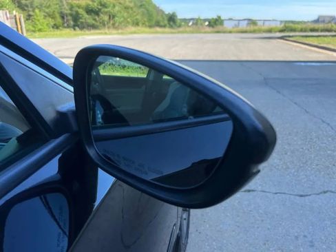 Used 2018 Honda Accord EX-L image 32