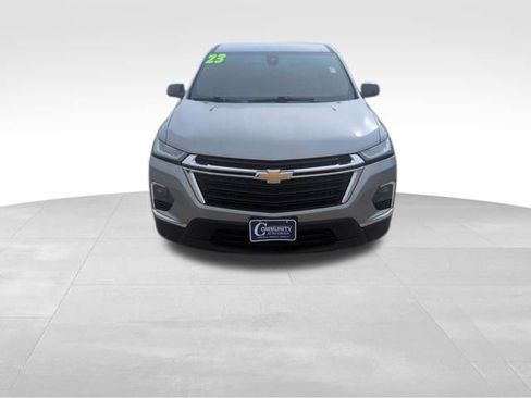 Used 2023 Chevrolet Traverse LS image 10