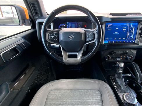 Used 2021 Ford Bronco Outer Banks AWD/4WD image 14