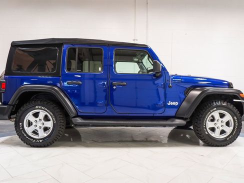 Used 2020 Jeep Wrangler Unlimited Sport S AWD/4WD image 31