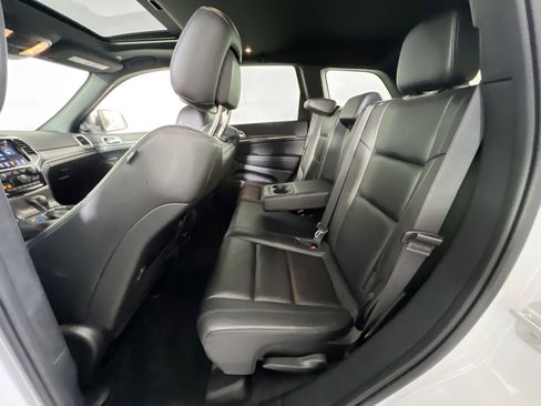 Used 2022 Jeep Grand Cherokee Limited image 25