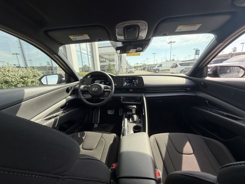 New 2026 Hyundai Elantra Sport FWD image 20