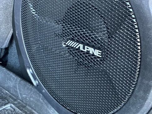 Used 2022 Jeep Wrangler Unlimited Sahara image 12