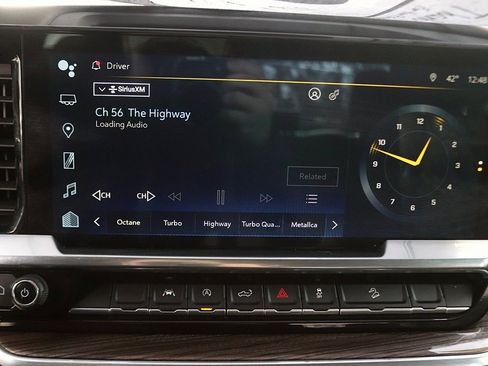 Used 2023 Chevrolet Silverado 1500 LT Trail Boss image 30