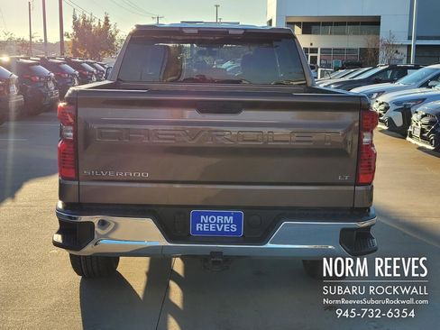 Used 2019 Chevrolet Silverado 1500 LT w/ Texas Edition image 18